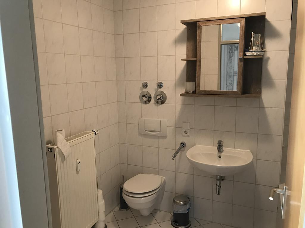 Ferienwohnung Am Clara Park ไลป์ซิก ภายนอก รูปภาพ