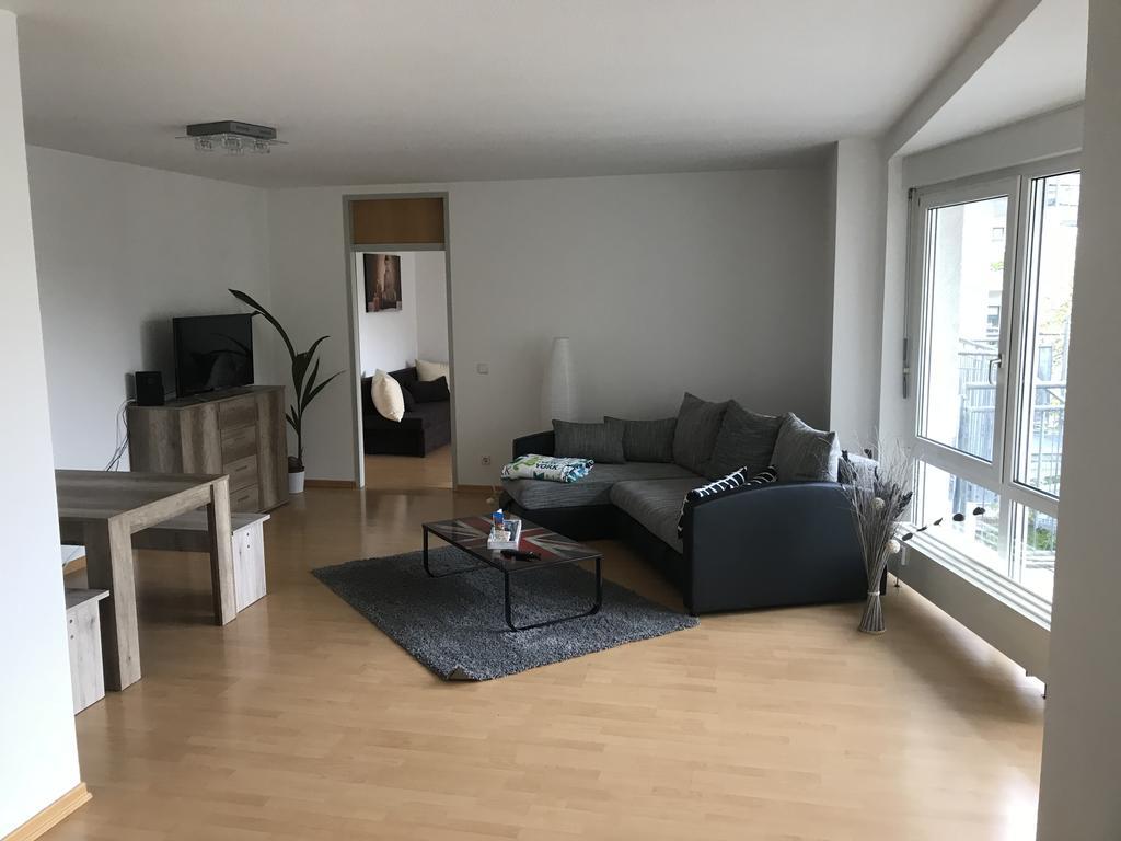 Ferienwohnung Am Clara Park ไลป์ซิก ภายนอก รูปภาพ